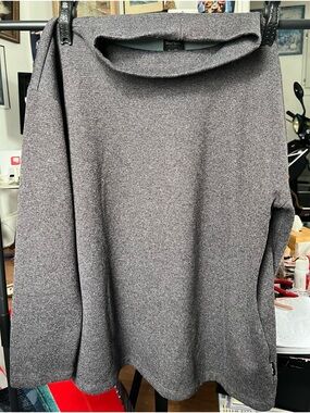 Wind river,  Dark Gray Soft Knit Long Sleeve Top